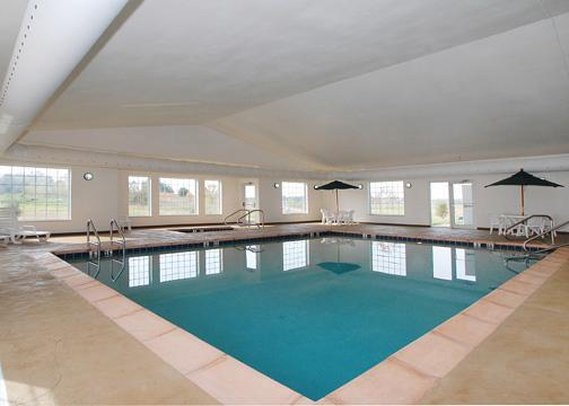 Sleep Inn & Suites - Des Moines, IA