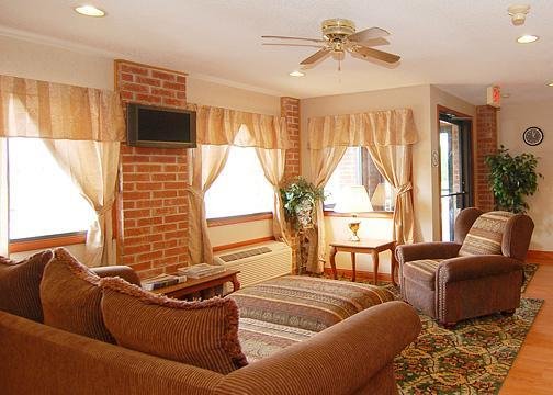 Quality Inn - Sycamore, IL