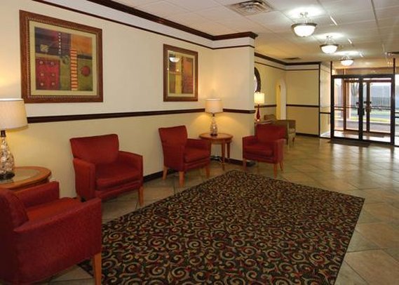 Red Roof Inn Gurnee-Waukegan - Waukegan, IL