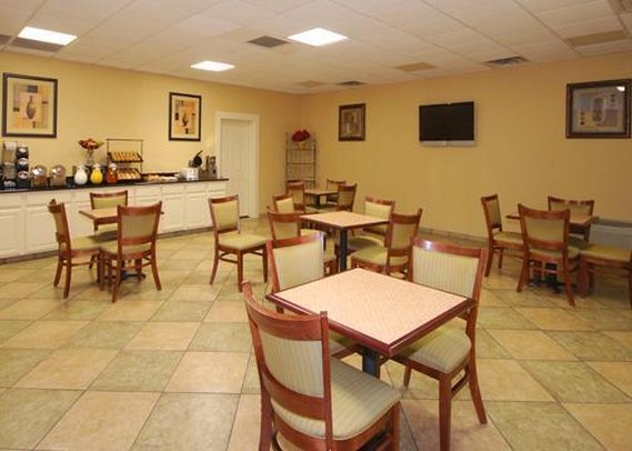 Red Roof Inn Gurnee-Waukegan - Waukegan, IL