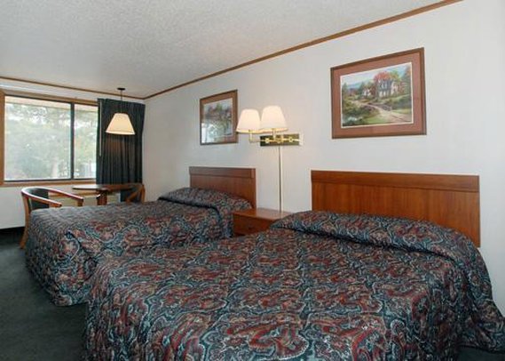 Econo Lodge-South Bend Airport - South Bend, IN