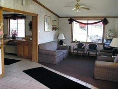 Econo Lodge-South Bend Airport - South Bend, IN
