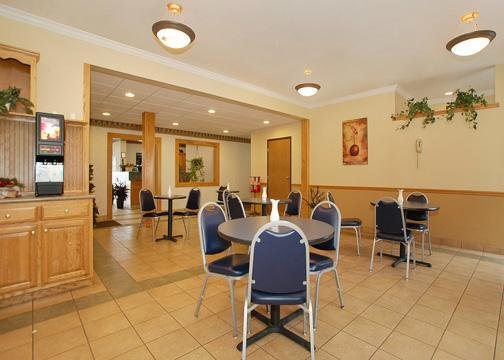 Econo Lodge - Decatur, IN