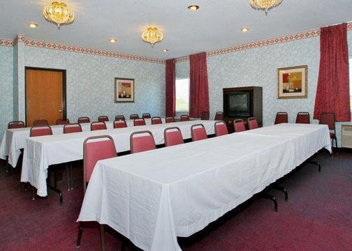 Comfort Inn - Warren, IN