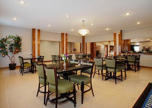 Comfort Inn - Warren, IN