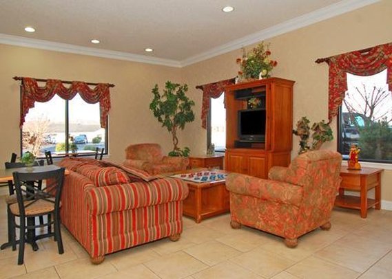 Comfort Inn & Suites - Berea, KY