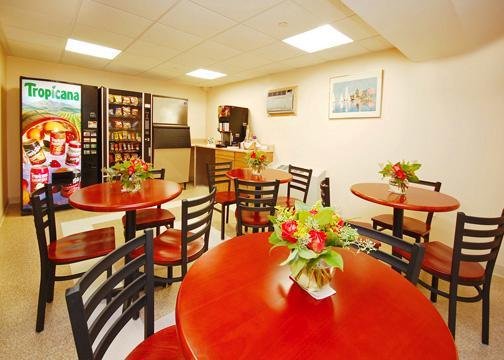 Suburban Extended Stay Logan Airport - Winthrop, MA