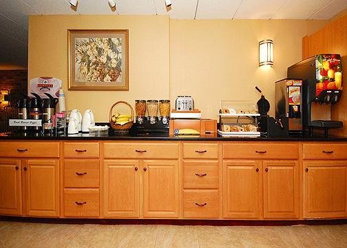 Quality Inn Sturbridge - Sturbridge, MA