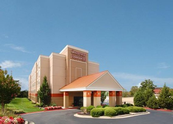 Comfort Suites