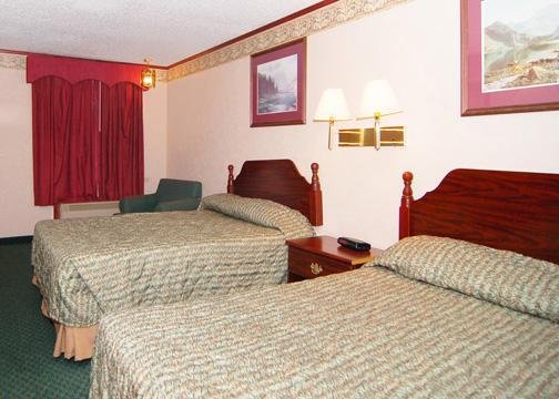 Econo Lodge - Warren, MI
