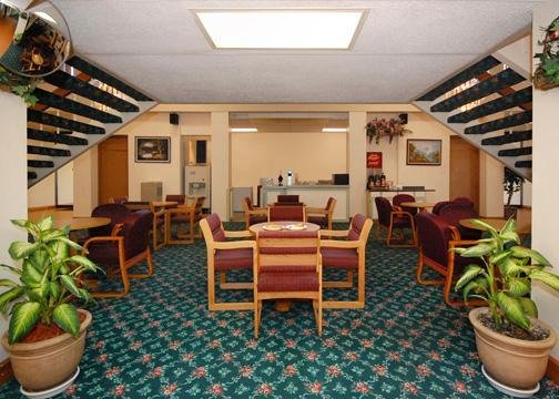 Rodeway Inn - Grandview, MO