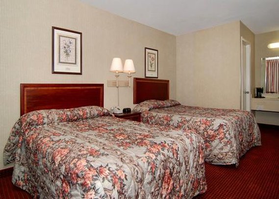 Econo Lodge - Matthews, NC