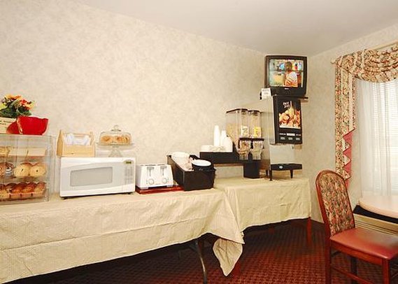 Americas Best Value Inn - Tallahassee, FL