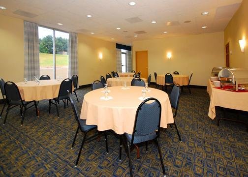 Clarion Hotel - Manchester, NH