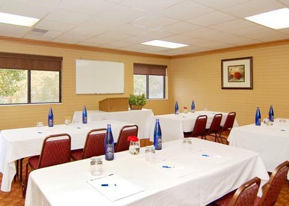 Comfort Inn Runnemede - Runnemede, NJ