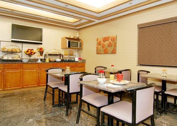 Comfort Inn Runnemede - Runnemede, NJ