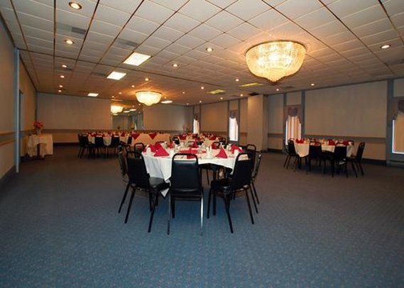 QUALITY INN-FINGER LAKES - Newark, NY