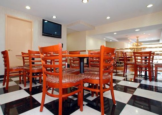 Quality Inn - Waynesboro, GA