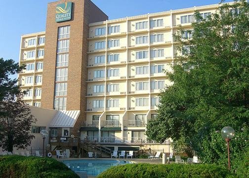 Quality Hotel & Suites Central - Cincinnati, OH