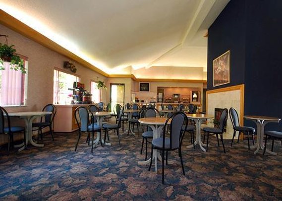 Comfort Inn West - Akron, OH