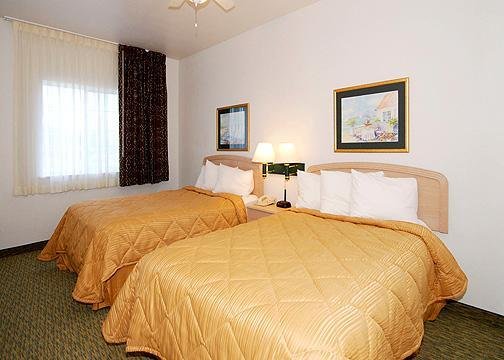 Mainstay Suites - Clute, TX