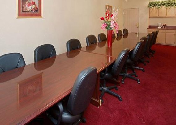 Americas Best Value Inn & Suites Abilene Mall - Abilene, TX