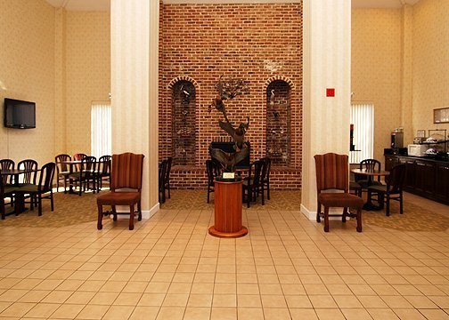 Days Inn Onley - Onley, VA