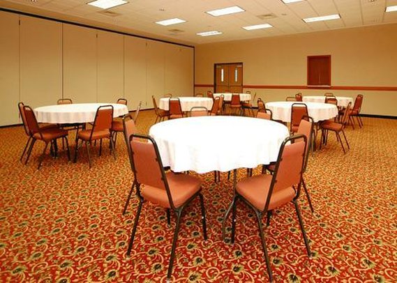Comfort Inn - Shawano, WI
