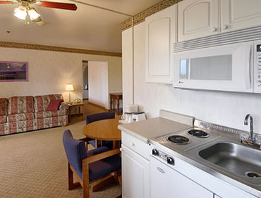 GuestHouse Anchorage Inn - Anchorage, AK