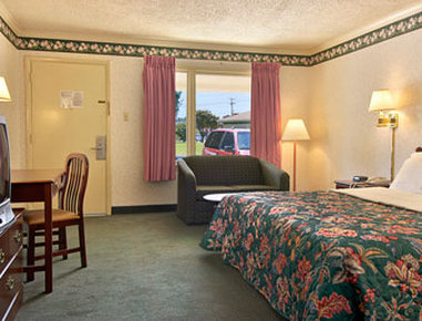 Days Inn - Ridgeway, VA