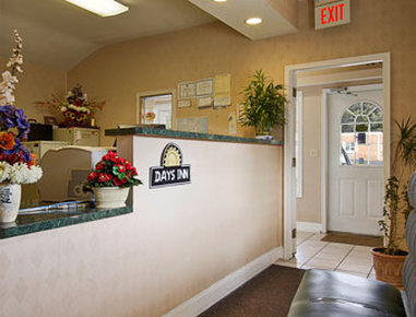 Days Inn - Neptune, NJ