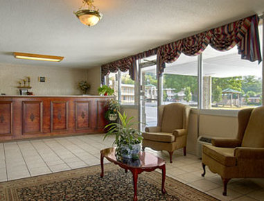 Red Roof Inn Abingdon - Abingdon, VA