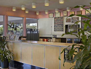 Howard Johnson Express Inn - Claremont, CA