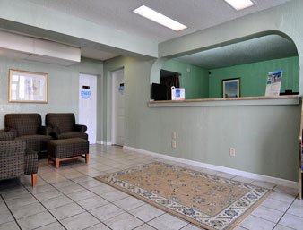 Howard Johnson Inn at Six Flags, GA - Austell, GA