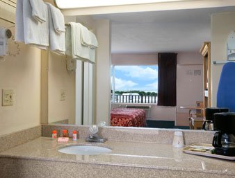 Econo Lodge West Atlantic City - Atlantic City, NJ