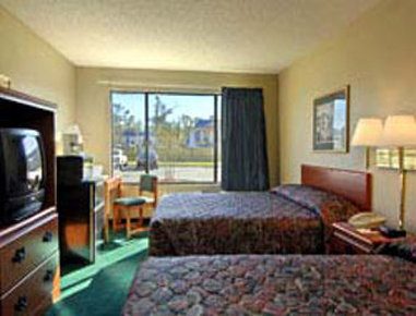 Howard Johnson Inn Pensacola Fl - Pensacola, FL