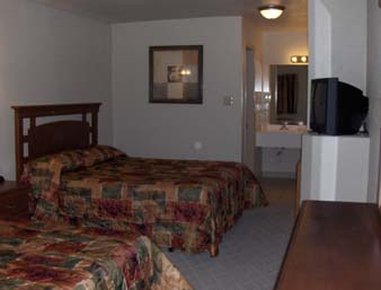 Knights Inn Eagle Pass - Eagle Pass, TX