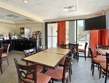 Quality Inn - Calhoun, GA