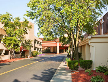 Ramada Toledo Conference Center - Toledo, OH