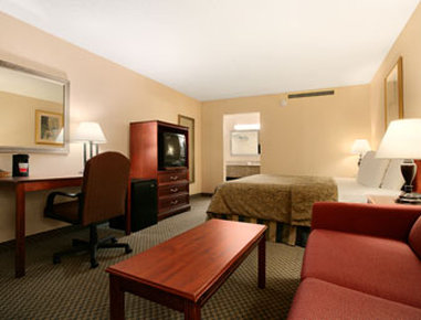Ramada-Overland Park - Mission, KS