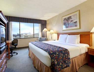 Ramada - Indianapolis, IN