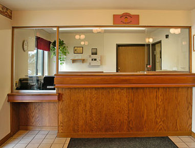 Super 8 Cloquet - Cloquet, MN