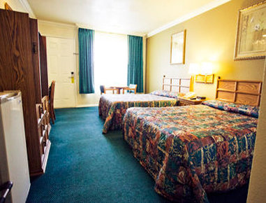 Super 8 Atascadero - Atascadero, CA