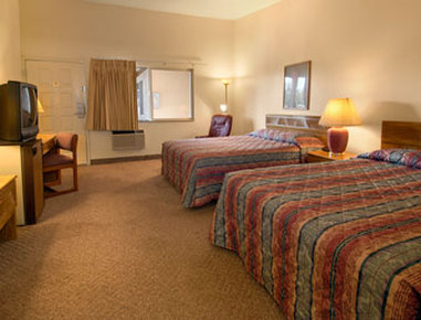 Super 8 Costa Mesa/Newport Beach Area - Costa Mesa, CA