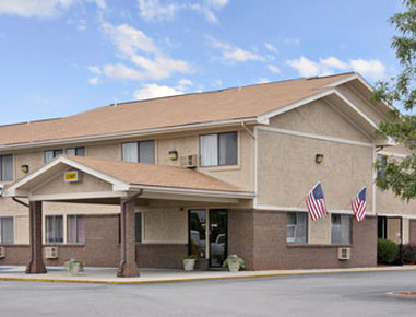 Super 8-Middletown