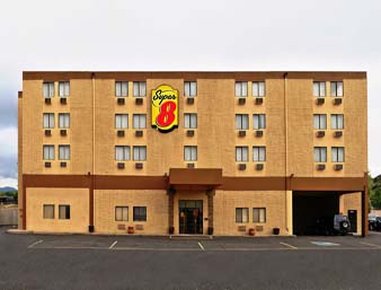 Super 8-Colorado Springs