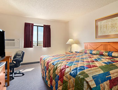 Super 8 Hotel - Bozeman, MT