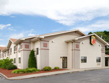 Super 8 - Lewisburg, WV