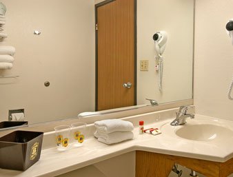 Super 8 - Logan, WV
