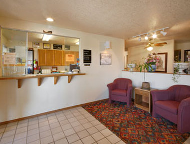 Super 8 - Moriarty, NM